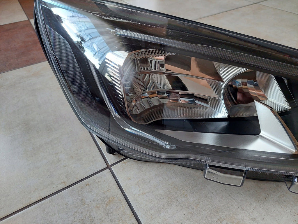 Frontscheinwerfer Ford Focus MX7B-13E014-CC LED Rechts Scheinwerfer Headlight