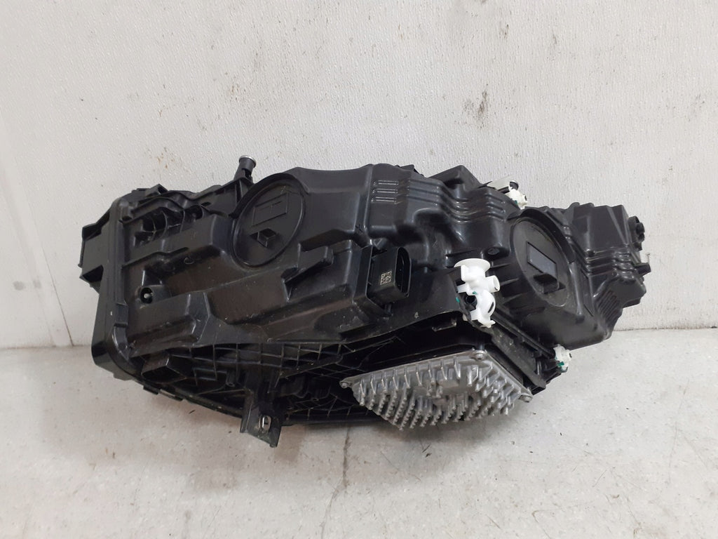 Frontscheinwerfer Mercedes-Benz W247 A2479064204 LED Rechts Headlight SCH8990280137sz