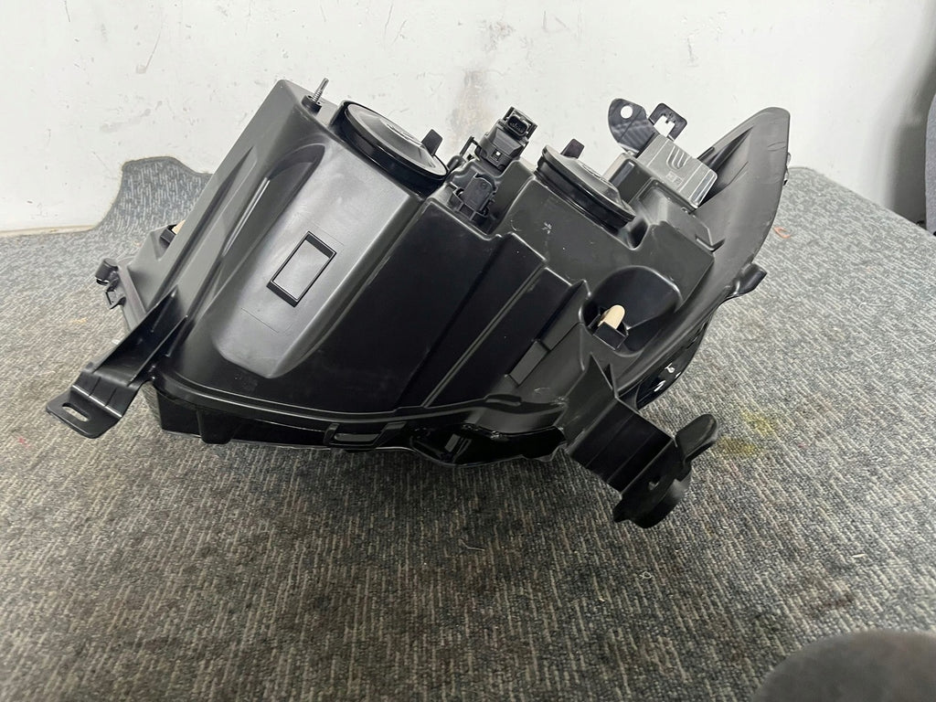 Frontscheinwerfer Opel Movano B Master III 260105567 Rechts Headlight SCH7206998772em