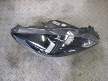 Load image into Gallery viewer, Frontscheinwerfer Ford Kuga LV4B-13E014-CA Rechts Scheinwerfer Headlight SCH1375794608oh