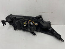 Laden Sie das Bild in den Galerie-Viewer, Frontscheinwerfer Mitsubishi Eclipse Cross I W3153 CLC5686C236 LED Links SCH5176717261ql