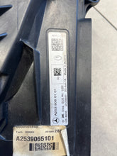 Laden Sie das Bild in den Galerie-Viewer, Frontscheinwerfer Mercedes-Benz A2539065101 LED Links Scheinwerfer Headlight SCH3646723861sk