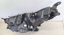 Load image into Gallery viewer, Frontscheinwerfer Toyota Yaris LED Rechts Scheinwerfer Headlight SCH3115256127mp