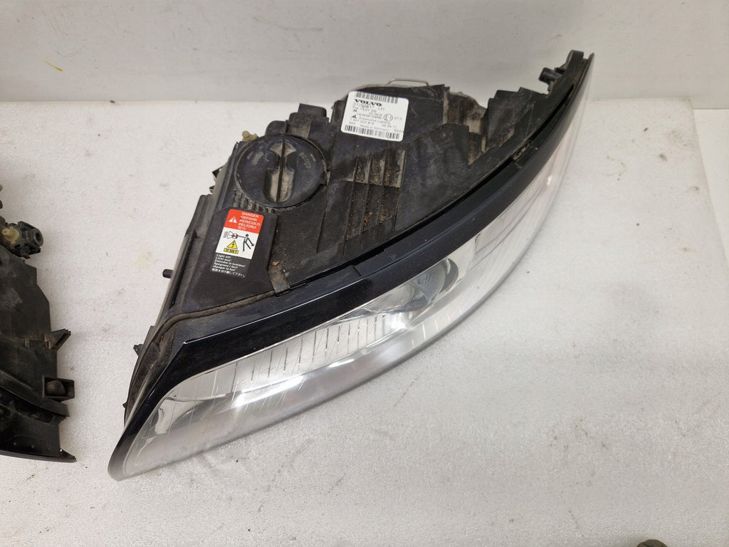 Frontscheinwerfer Volvo S40 V50 31299617 31299618 Xenon Rechts oder Links SCH7837834143ax