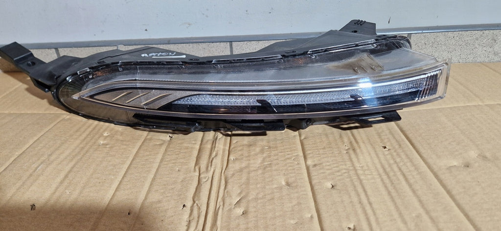 Frontscheinwerfer Hyundai Bayon 92208Q0600 Rechts Scheinwerfer Headlight