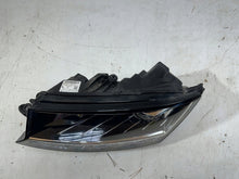 Load image into Gallery viewer, Frontscheinwerfer Skoda Fabia III 6V1941015E LED Links Scheinwerfer Headlight SCH9257792241rp