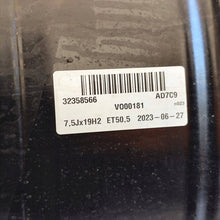 Laden Sie das Bild in den Galerie-Viewer, 1x Alufelge 19 Zoll 32358566 Volvo Xc60 Rim Wheel FEL6020817036gy