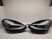 Laden Sie das Bild in den Galerie-Viewer, Frontscheinwerfer Tesla 3 Y 1514953-00-D 1514952-00-D LED Ein Satz Headlight
