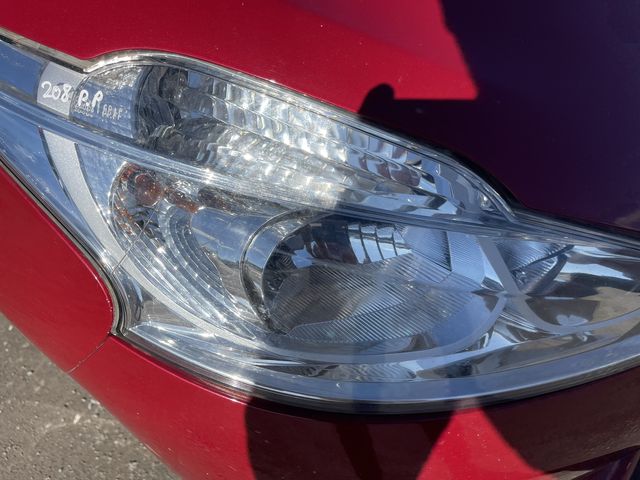 Frontscheinwerfer Peugeot 208 Rechts Scheinwerfer Headlight SCH3740141582lk