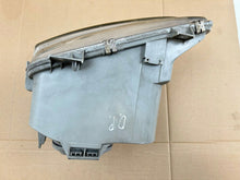 Load image into Gallery viewer, Frontscheinwerfer Mercedes-Benz Viano A6388202061 Rechts Scheinwerfer Headlight SCH5293878929vb