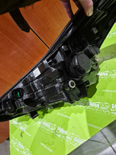 Laden Sie das Bild in den Galerie-Viewer, Frontscheinwerfer Kia Sportage F192102200 LED Rechts Scheinwerfer Headlight SCH2618241978lo