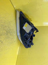 Laden Sie das Bild in den Galerie-Viewer, Frontscheinwerfer Volvo Xc70 Xenon Rechts Scheinwerfer Headlight