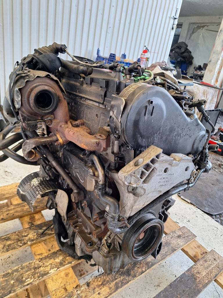 Motor Audi Seat Skoda VW CAY 1.6 TDI 105PS 207TKm Diesel Engine Unkomplett