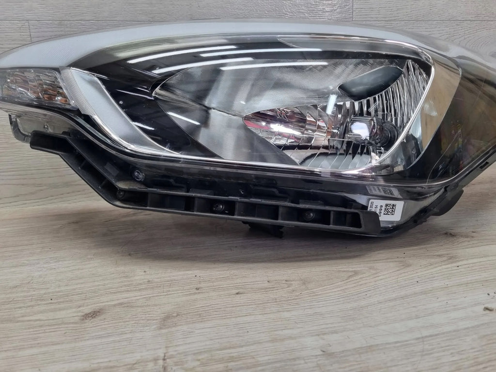 Frontscheinwerfer Hyundai I20 92101C8000 Links Scheinwerfer Headlight