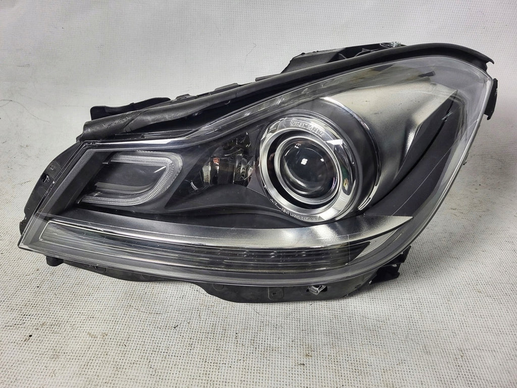 Frontscheinwerfer Mercedes-Benz W204 A2048204339 Xenon Links Headlight SCH9295304920ya