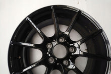 Laden Sie das Bild in den Galerie-Viewer, 1x Alufelge 17 Zoll 7.5" 5x120 47ET 6787976 BMW 1 E88 E81 E82 E87 Rim Wheel FEL6249818255hp