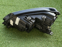 Load image into Gallery viewer, Frontscheinwerfer VW Sharan 7N1941752B Rechts Scheinwerfer Headlight SCH2510291182jw