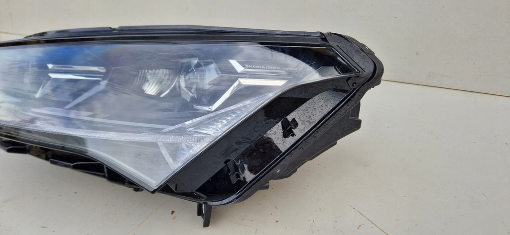Frontscheinwerfer Skoda Enyaq 5LB941015B Links Scheinwerfer Headlight