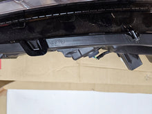 Load image into Gallery viewer, Frontscheinwerfer Mitsubishi Eclipse Cross EDM922-06010 Rechts oder Links