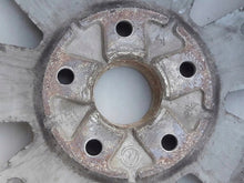 Load image into Gallery viewer, 1x Alufelge 16 Zoll 6.5" 5x120 62ET Glanz 2H0601025 VW Amarok Rim Wheel FEL7648020223la