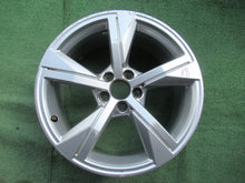 Load image into Gallery viewer, 1x Alufelge 17 Zoll 7.5&quot; 5x100 46ET Glanz Silber 82A601025 Audi A1 Rim Wheel