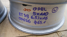 Laden Sie das Bild in den Galerie-Viewer, 1x Alufelge 16 Zoll 6.5&quot; 5x110 39ET Opel Zafira Meriva Rim Wheel