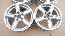 Laden Sie das Bild in den Galerie-Viewer, 4x Alufelge 17 Zoll 7.5" 5x120 34ET Glanz Silber RC21-757 BMW Rim Wheel FEL2791879478hi