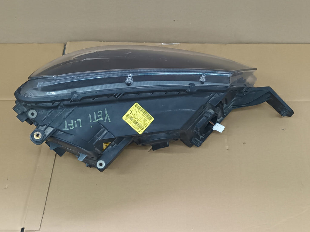 Frontscheinwerfer Skoda Yeti 5L1941015C Xenon Links Scheinwerfer Headlight SCH2284149187te