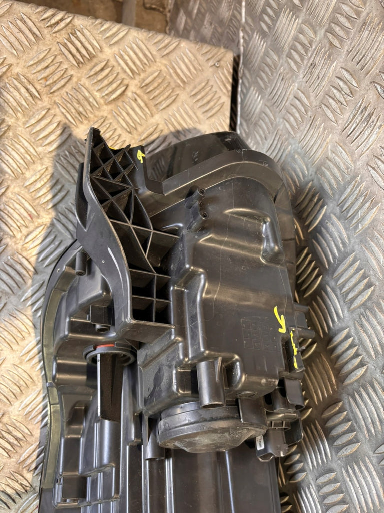 Frontscheinwerfer Renault Grand Scenic Rechts Scheinwerfer Headlight SCH2720858091sj
