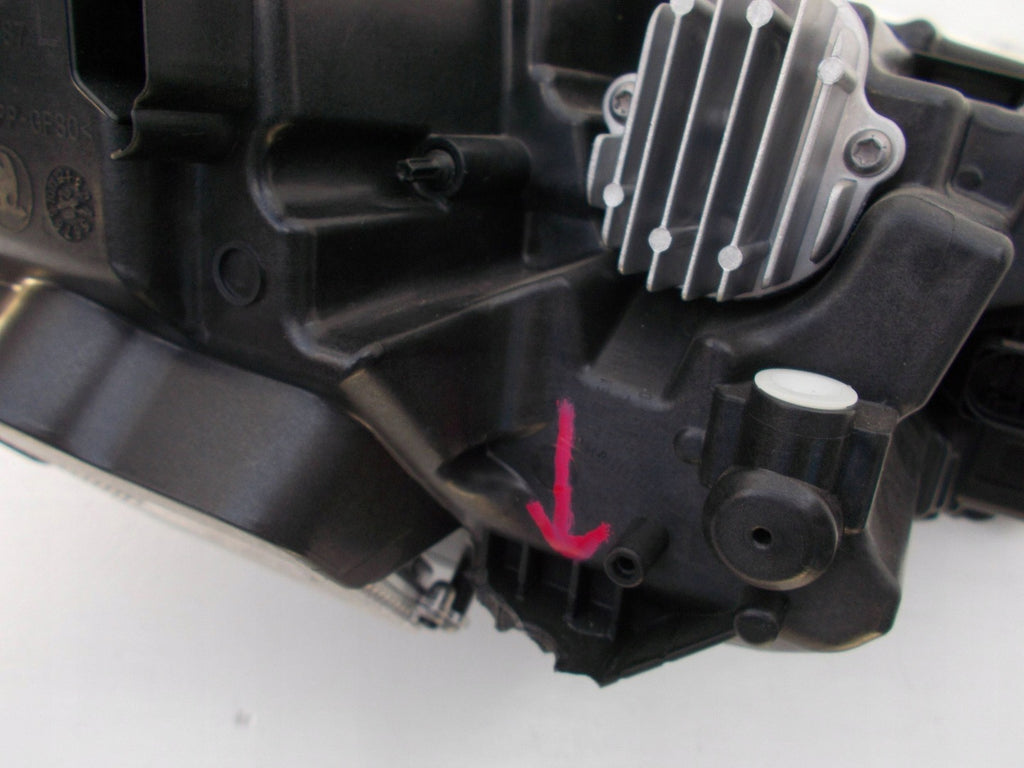 Frontscheinwerfer Skoda Octavia 03011182330 5E4941015A Links Headlight SCH6728111244sk