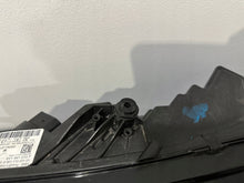 Laden Sie das Bild in den Galerie-Viewer, Frontscheinwerfer Skoda Fabia III 6V1941015F Full LED Links Headlight