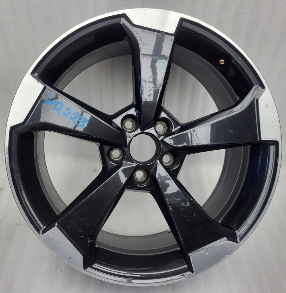 1x Alufelge 19 Zoll 8.0" 5x112 45ET Matt Schwarz 81A601025M Audi Q2 Rim Wheel FEL9472028794zn