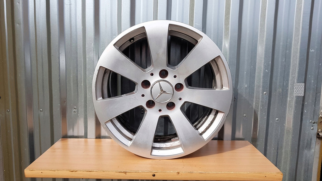 1x Alufelge 16 Zoll 7.0" 5x112 43ET 2044011102 Mercedes-Benz W204 Rim Wheel