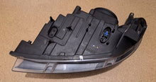 Laden Sie das Bild in den Galerie-Viewer, Frontscheinwerfer Saab 9-3 1EL009606-06 Xenon Rechts Scheinwerfer Headlight