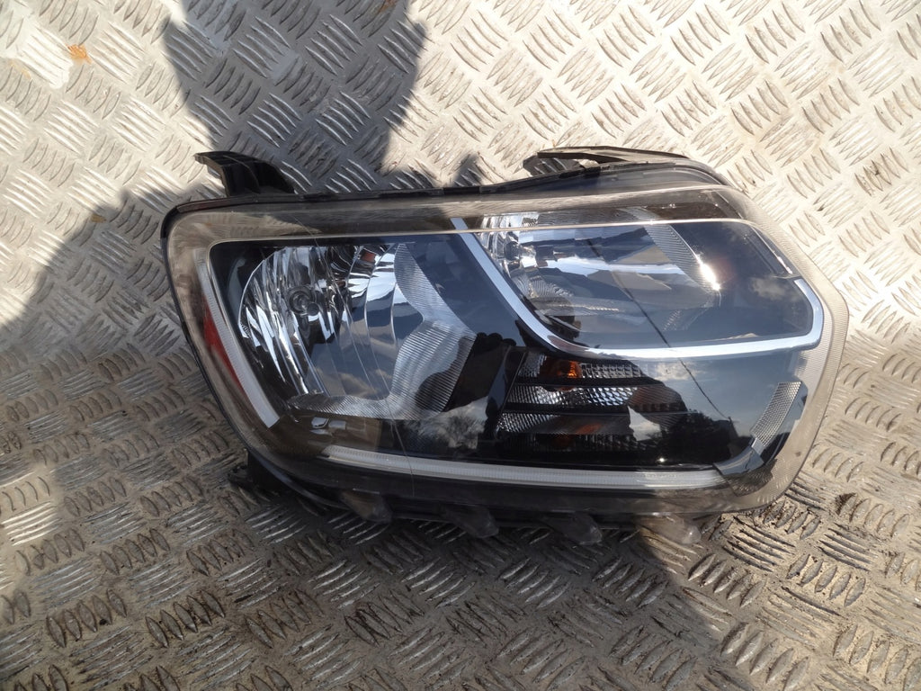 Frontscheinwerfer Dacia Duster 260101133R Rechts Scheinwerfer Headlight SCH7967827416ni