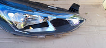 Laden Sie das Bild in den Galerie-Viewer, Frontscheinwerfer Ford Focus MX7B-13E014-CE LED Rechts Scheinwerfer Headlight