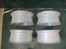 Laden Sie das Bild in den Galerie-Viewer, 4x Alufelge 17 Zoll 7.0" 5x112 42ET Glanz Silber 8W0601025 Audi Rim Wheel FEL9050018227mr