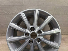 Laden Sie das Bild in den Galerie-Viewer, 1x Alufelge 16 Zoll 7.0" 5x108 50ET Glanz Silber F1EC-B1B Ford Focus Rim Wheel FEL1797418610zx