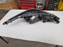 Laden Sie das Bild in den Galerie-Viewer, Frontscheinwerfer Toyota Corolla 81150-02T50 LED Links Scheinwerfer Headlight SCH2220533522sl