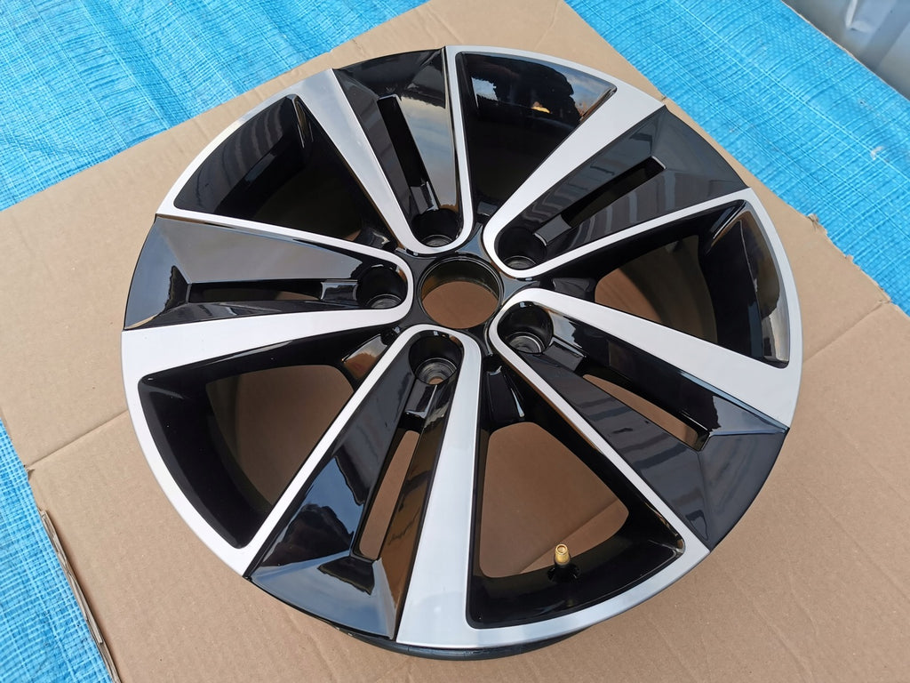 1x Alufelge 17 Zoll 7.0" 5x114.3 43ET A4204010700 Mercedes-Benz Citan Rim Wheel