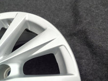 Load image into Gallery viewer, 1x Alufelge 17 Zoll 7.5" 5x114.3 45ET Glanz Silber 42611-33F60 Toyota Camry FEL1195248886gr