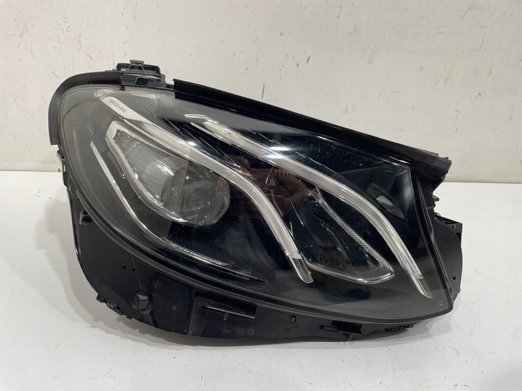 Frontscheinwerfer Mercedes-Benz W213 A2139068808 LED Rechts oder Links SCH9024404493ys