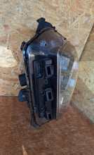 Laden Sie das Bild in den Galerie-Viewer, Frontscheinwerfer Hyundai Kona 92101 92101-BE050 92101BE100 LED Links Headlight SCH5583391700vg