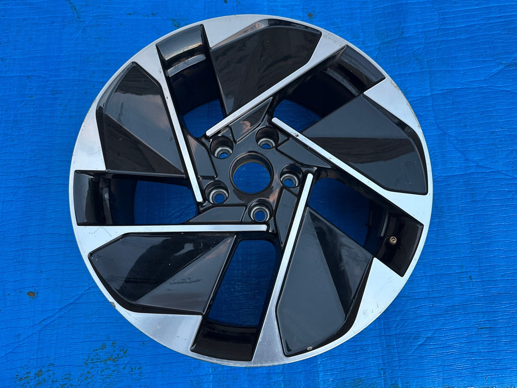 1x Alufelge 18 Zoll 7.5" 5x112 10A601025C VW Id.3 Rim Wheel FEL2845005499kn