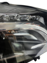 Laden Sie das Bild in den Galerie-Viewer, Frontscheinwerfer Mercedes-Benz X156 A1569062400 Xenon Rechts Headlight SCH4819626638tw
