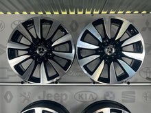 Laden Sie das Bild in den Galerie-Viewer, 4x Alufelge 19 Zoll 8.0" 5x112 38ET Glanz Schwarz A2534010900 Mercedes-Benz Vito FEL6654722362ay