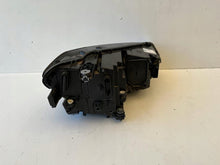 Load image into Gallery viewer, Frontscheinwerfer VW Touran 5TB941035B LED Links Scheinwerfer Headlight