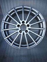 Laden Sie das Bild in den Galerie-Viewer, 1x Alufelge 18 Zoll 6.5&quot; 5x112 38ET Mercedes-Benz Rim Wheel