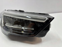 Laden Sie das Bild in den Galerie-Viewer, Frontscheinwerfer Opel Crossland X YQ00709880 Rechts Scheinwerfer Headlight SCH8316656783sg