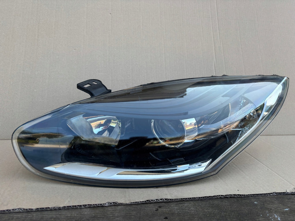 Frontscheinwerfer Renault Megane III 260609865R Links Scheinwerfer Headlight SCH3795048712hf